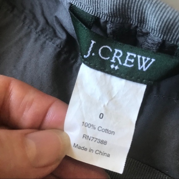 J. Crew Gray Ruffle Dress Shorts – Size 0 - Picture 6 of 7